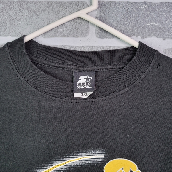 Starter Iowa Hawkeyes Vintage Collegiate NCAA Big Ten T-Shirt Men's Size 2XL - Picture 7 of 16